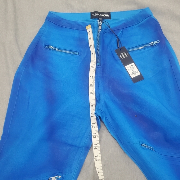 Bold Blue Flared Denim Jeans Statement HighWaisted Fit For Woman Size 5 - Picture 8 of 11